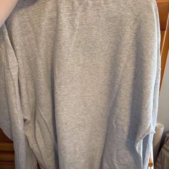 Custom crew neck Winnie the Pooh - Picture 2 of 2